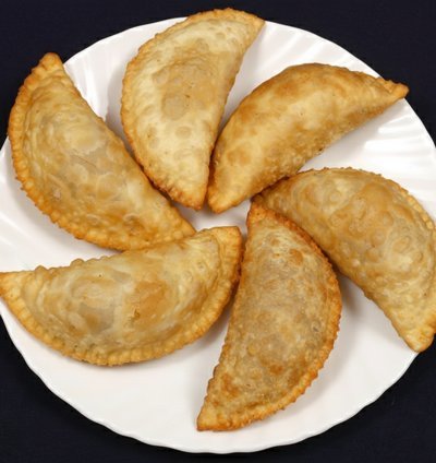 Garejalu (Traditional Sweet – Kajjikayalu / Gujiya)